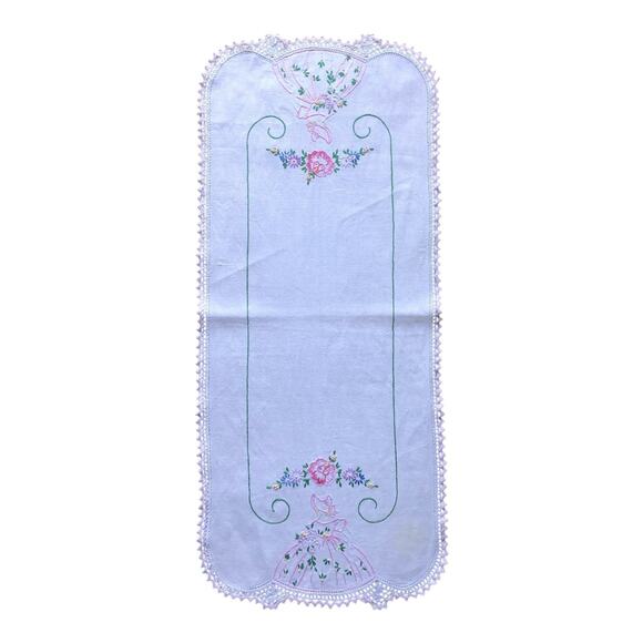 Handmade Cottagecore White Table Runner with Vintage Floral Embroidery and Lace - Picture 1 of 8